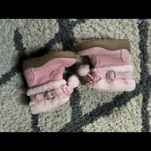 Girls pink boots
